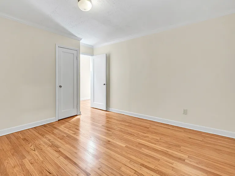 21 Old Redding Rd — Photo 13