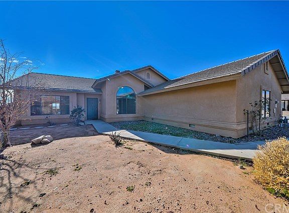 2nd image of 14479 Ramona Cir
