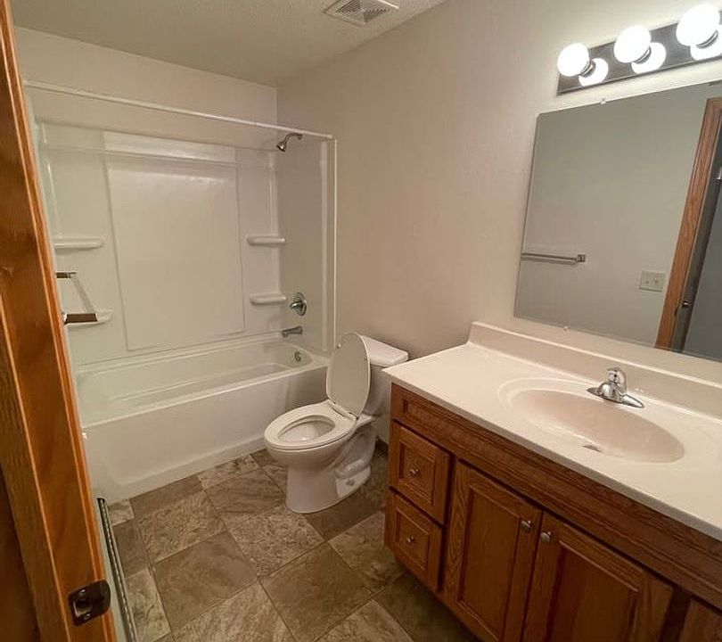 2nd image of 1508 1st Ave NW #8
