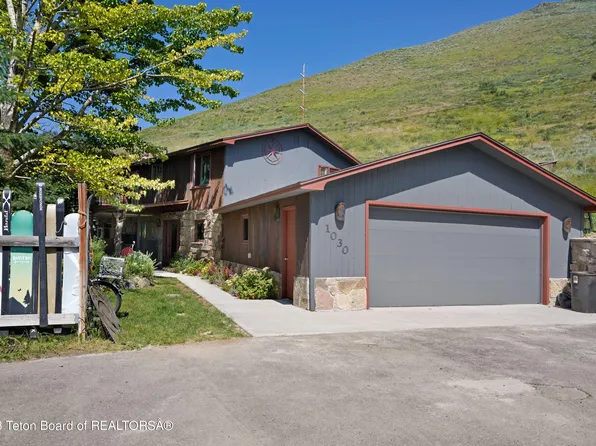 1030 Budge Dr, Jackson, WY 83001