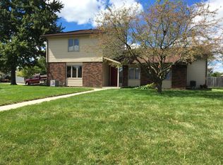 1101 N Snowmass Ln #&-1100, Muncie, IN 47304