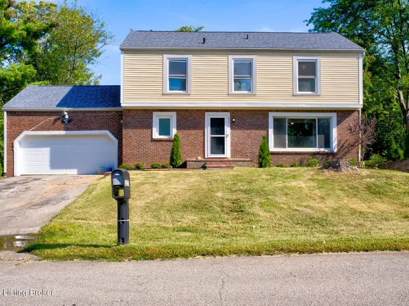 8201 Huntsman Trl, Louisville, KY 40291