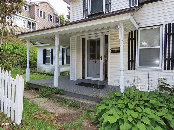 2nd image of 42 Prospect St