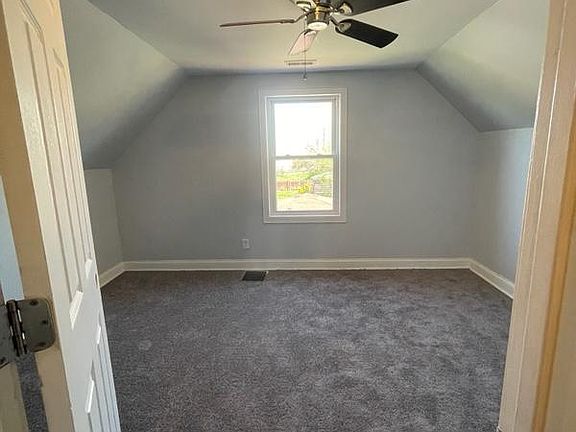 3rd image of 11309 S Stewart Ave