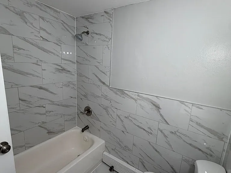 78 Grafton Ave #B10 — Photo 5