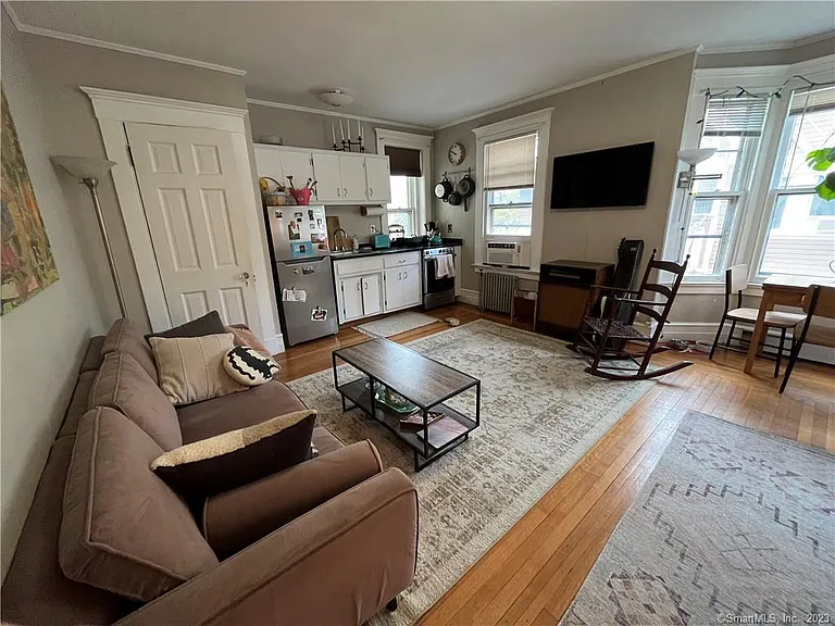 738 Whitney Ave #5 — Photo 8