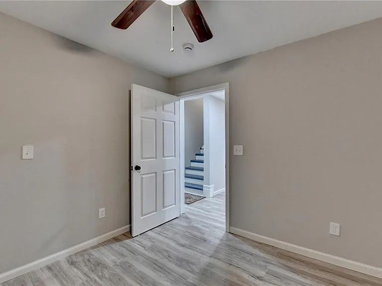 235 Bella Dr — Photo 80