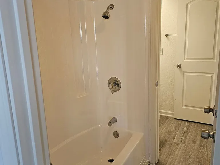 Cypress Townpark Apartments — Photo 10