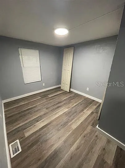 10226 NE 76th Ter — Photo 15