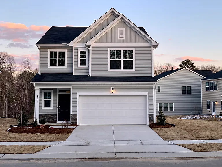 1209 Rosefinch Dr — Photo 1