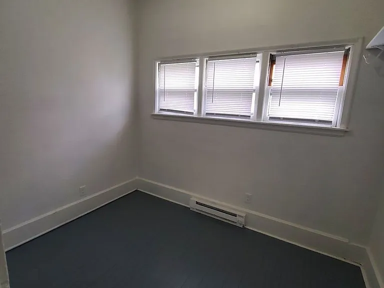 2610 W. Juneau Ave. (Duplex) — Photo 8