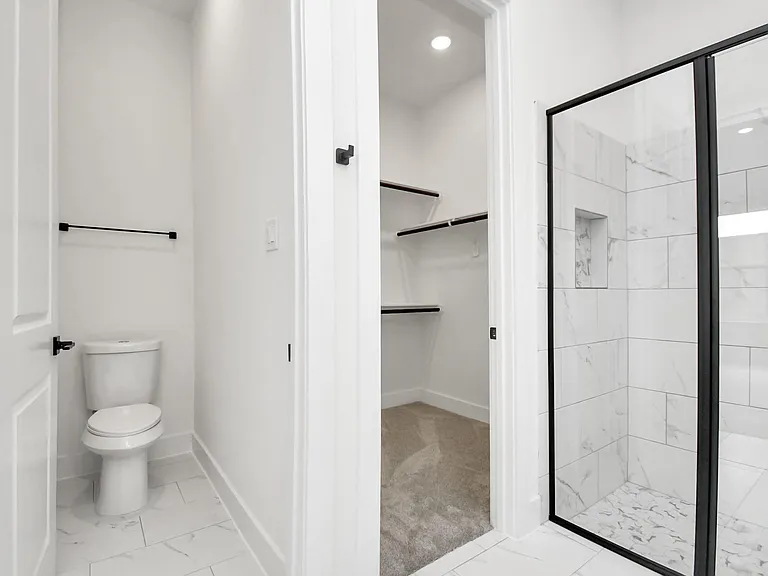 4352 Avron Dr — Photo 19