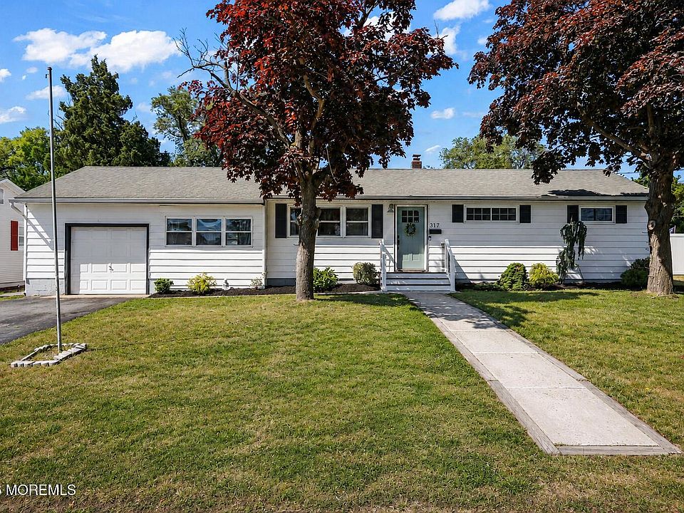 1st image of 317 Bellanca Road