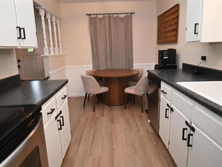 4608 Tammy Dr — Photo 11