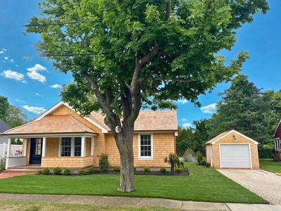 9 Circuit Rd, Bellport, NY, 11713