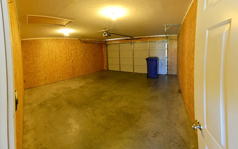 08 Garage_1_10172016