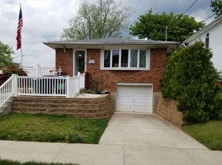 243 Amber St, Staten Island, NY