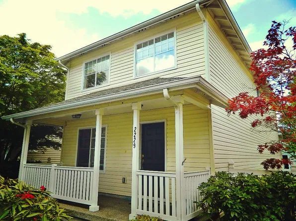 2229 Anderson Ave, Dupont, WA 98327