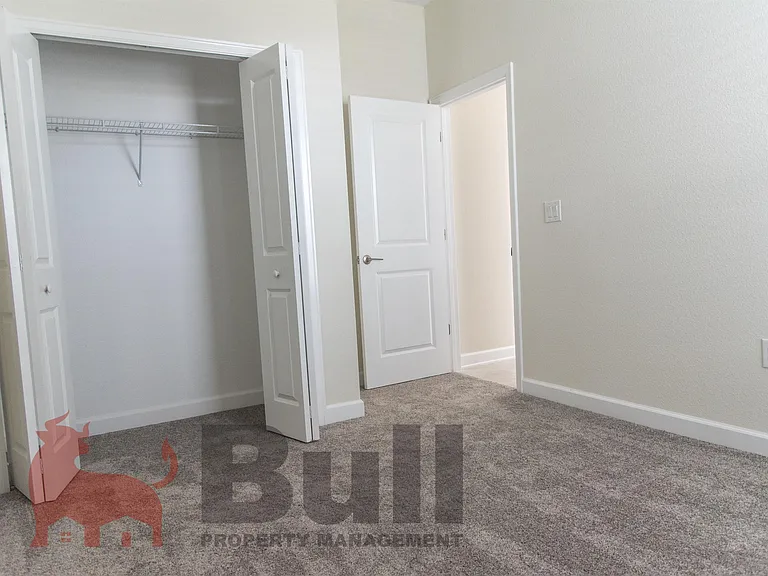 7518 Summerlake Groves St — Photo 11