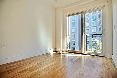 912 Bergen Street, #4BA