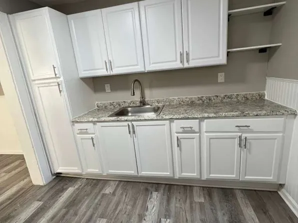 325-327 N Broad St, Penns Grove, NJ
