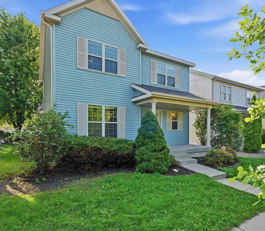 3 bed, 2.5 bath, 1740 sqft, $2,745 — Photo 1