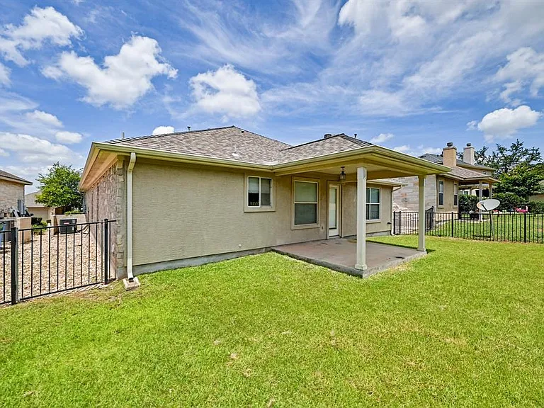 49 White Magnolia Cir — Photo 15