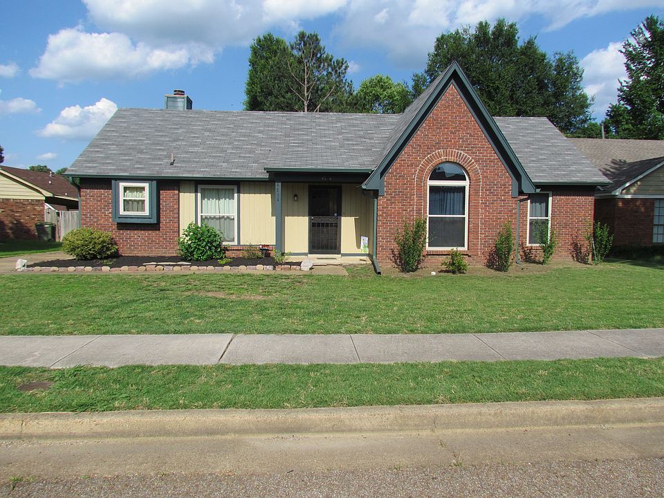 1st image of 4754 Barkshire Dr