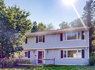 3 Spring Valley Rd, Medfield, MA 02052