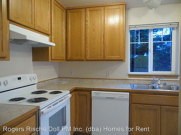 5th image of 1367 NW Elwha St