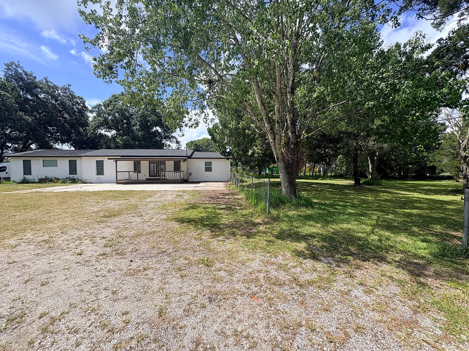 3 bed, 2009 sqft, $2,000 — Photo 2