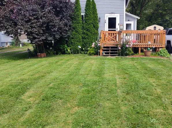 3459 Palms Rd, Casco, MI 48064