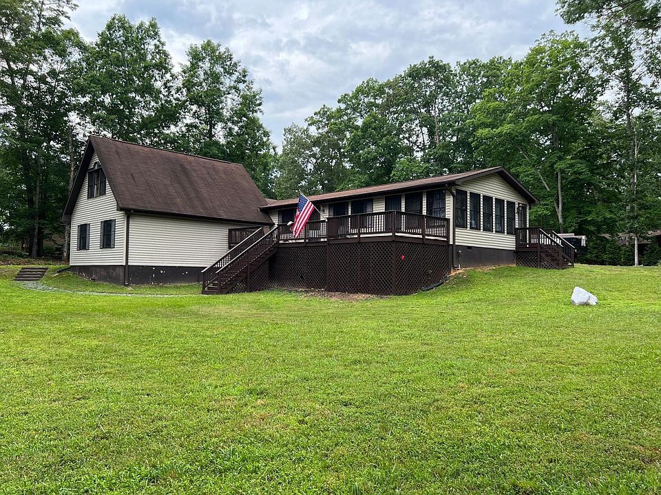 1st image of 381 Lakewood Dr