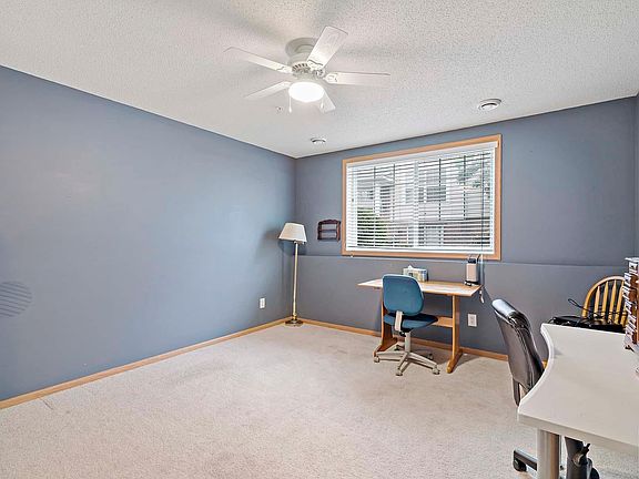 5th image of 908 Ledgestone Dr
