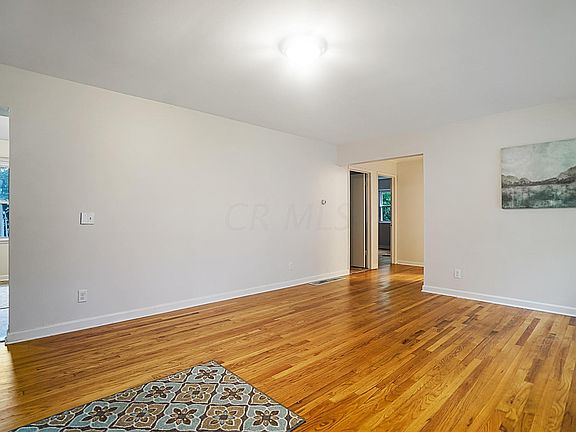 2nd image of 3555 Kenlawn St