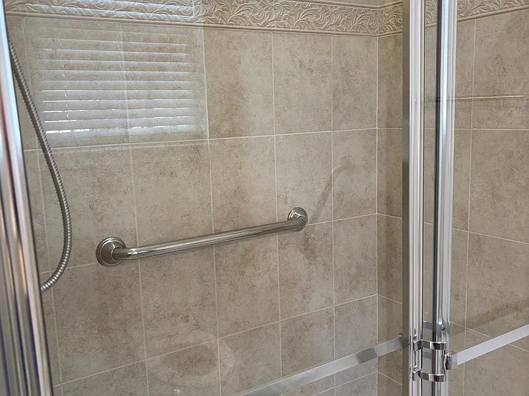 1321 Sierra Dr — Photo 34