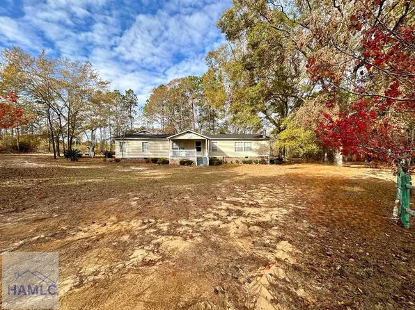 271 Canoochee Courthouse Rd, Claxton, GA 30417