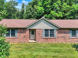 3552 Peoga Rd, Trafalgar, IN 46181