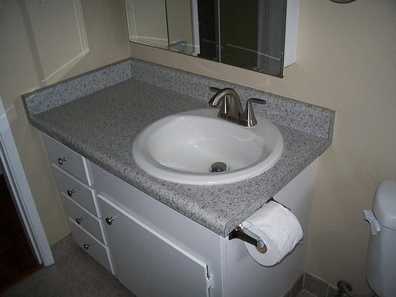 5th image of 1750 Ross Cir APT 1