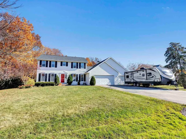 2607 Sunrise River Ct, De Pere, WI 54115