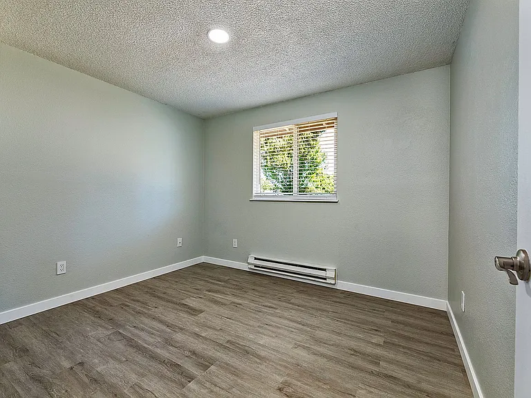 1309 Deerbrush Dr S #E — Photo 11