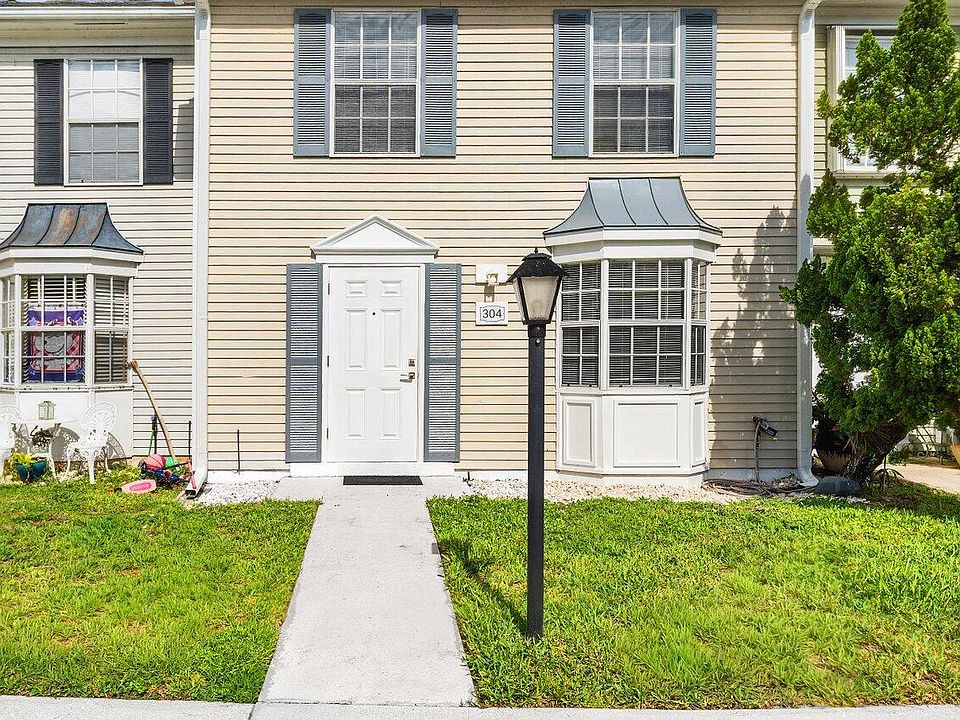 1st image of 304 Georgian Park Drive
