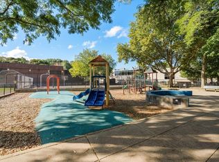 365 Faneuil St APT 4, Brighton, MA 02135