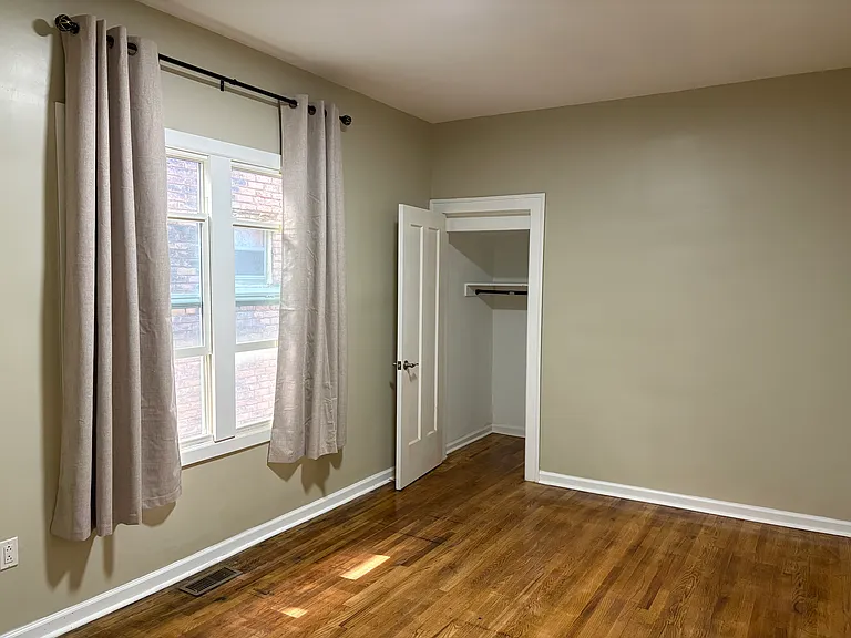 2536 Calvert St #2 — Photo 6