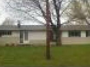 6442 Amy Dr, Clarkston, MI 48348