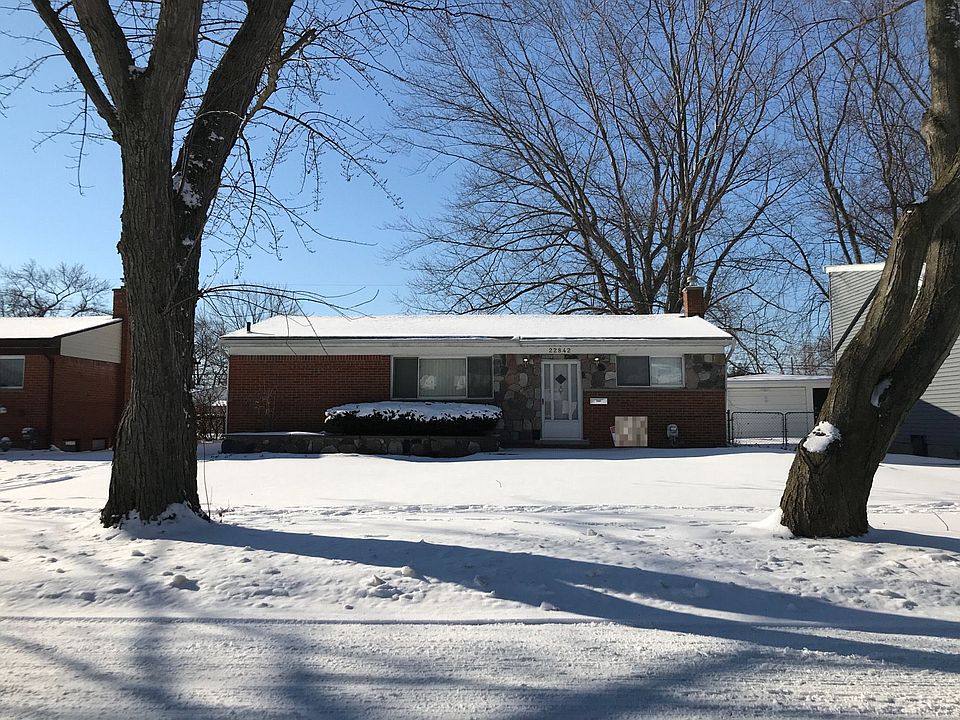 1st image of 22842 Euclid St