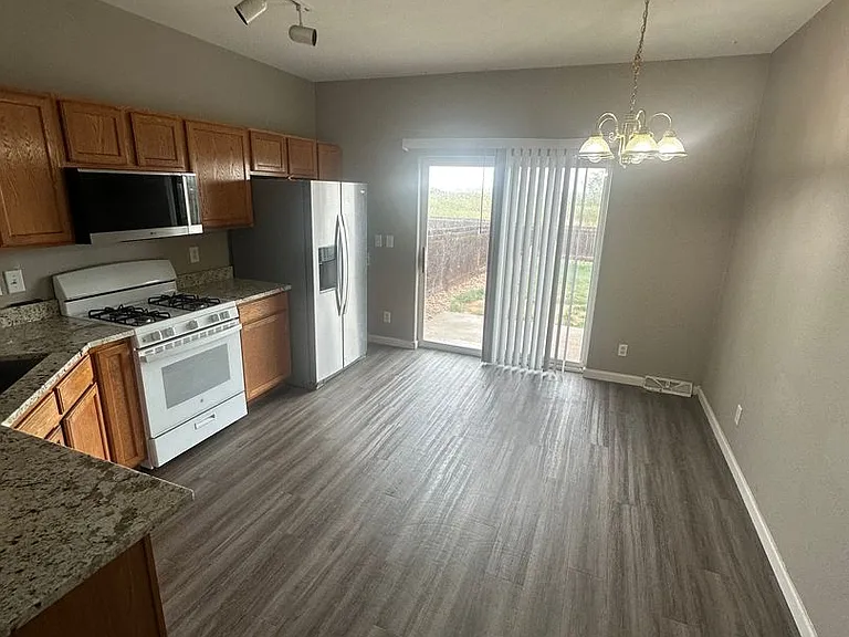 6593 Gelbvieh Rd — Photo 7