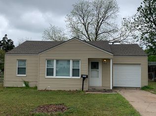 1512 Clarke St, Ponca City, OK 74601