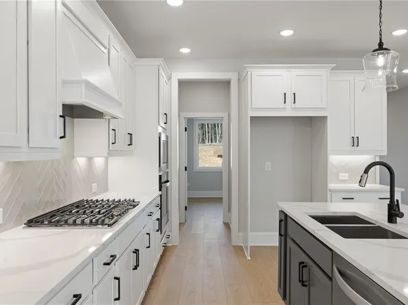 4249 Karenwood Cir, Powder Springs, GA 30127