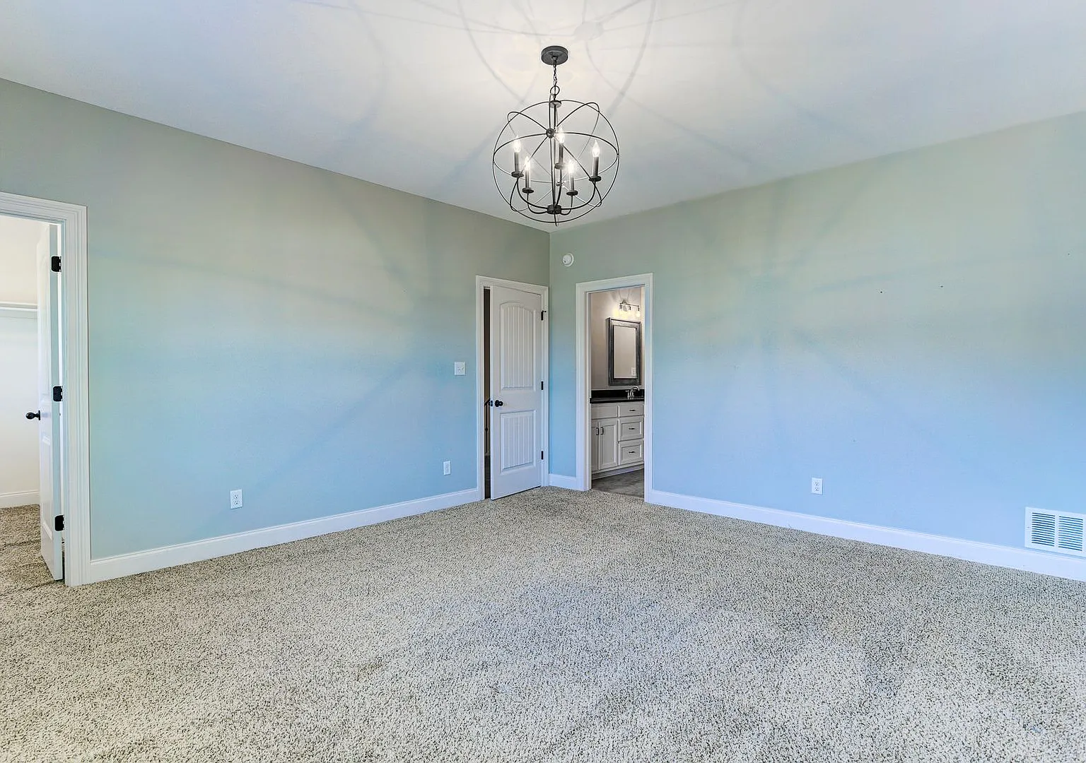 A stunning 5-bedroom, 3.5-bath home offering nearly 4,750 square feet of space, comfort, and upsc... — Photo 3